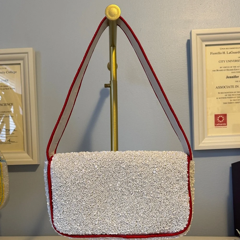 Hand Crafted Red and White Beaded Shoulder Bag - Picture 2 of 5